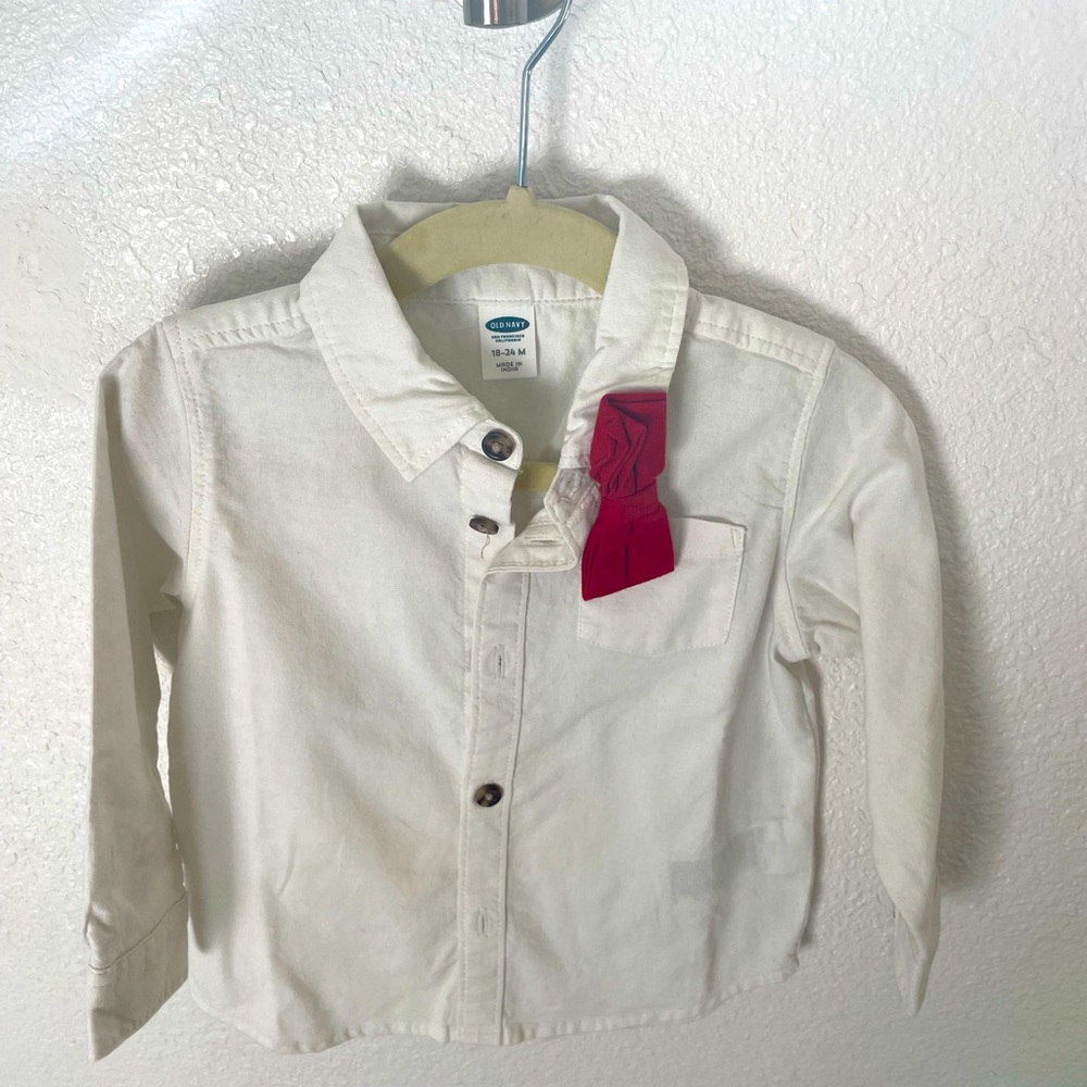 Old navy white button down with red bow tie - 18-24 mos - new without tags